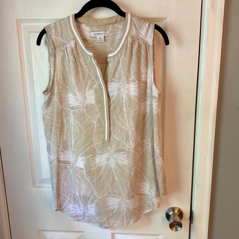 Liz Claiborne Tan Palm Print Sleeveless Blouse